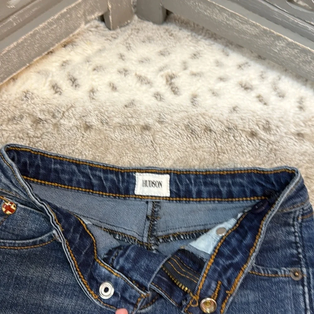 Hudson jean shorts girls XSmall dark wash denim classic preppy quiet luxury